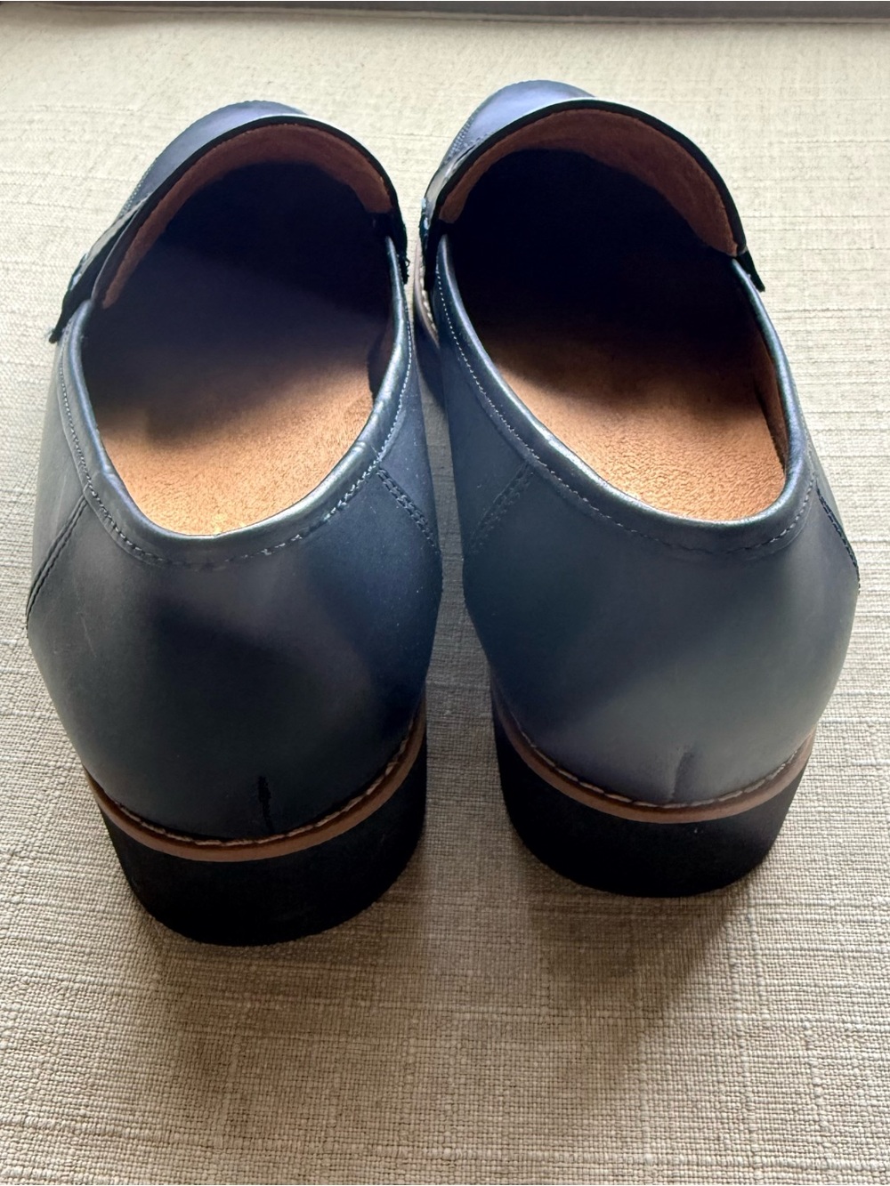 Vionic Women's Cheryl II navy blazer leather loafers Size 9 - Picture 3 of 7